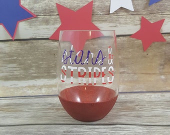 4th of July Wine Glass - Stars and Stripes Wine Glass - Glitter Dipped Wine Glass - 4th of July Party - Red White and Blue - Summer Party