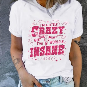 Look vintage um pouco louco insano SVG Eu não estou bem Engraçado SVG Sarcástico SVG Arquivo, uma mamãe um pouco louca Look vintage Camiseta de mãe camiseta engraçada para adultos
