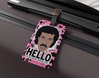 Funny Luggage Tag is it me you're looking for Gift for Him, Gift for Husband, Leather Metal Buckle Travel Gift, Gift for Her, Gift for Mom