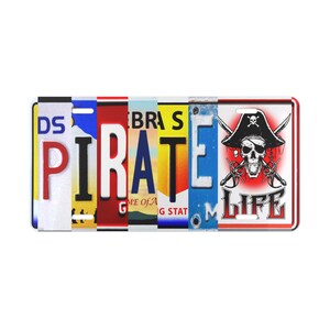 Etiqueta automática da placa Pirate Life, presente Fins Up 4 fãs, presente para ele. presente para o pai Pirate Life Vanity tag presente para o pai, presente para o filho,