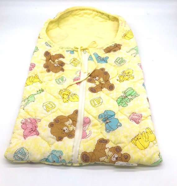 Vintage Quilted Baby Bunting / Quilted Baby Bunti… - image 2