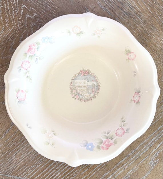 Pfaltzgraff Tea Rose Holiday