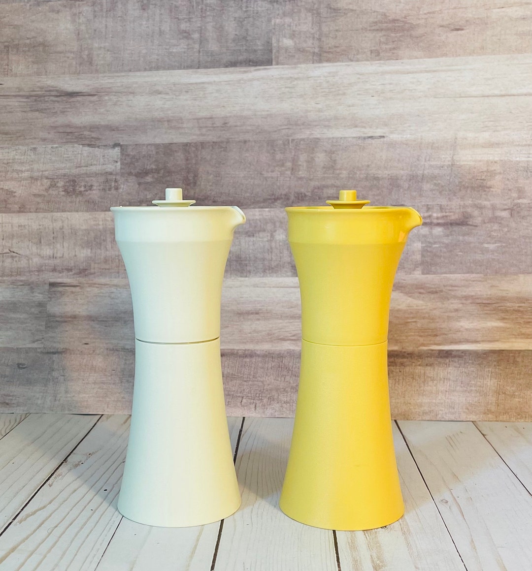Vintage Tupperware Vinegar and Oil Cruets / Tupperware Olive Oil Cruet