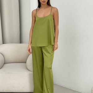 Pure Silk Sleeveless U-Neck Tank Top & Wide Leg Pants Set