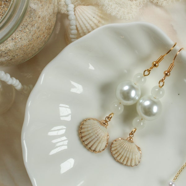 Shell Handmade Jewellery- Gold-edged Natural Cockle Seashell Earrings- Faux Pearl Bead- Mermaid Beach Ocean Style Accessories