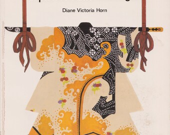 Japanese Kimono Designs (International Design Library)