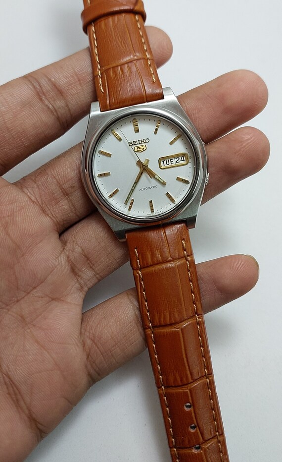 Seiko 5 automatic watch made in japan Beautiful silv… Gem