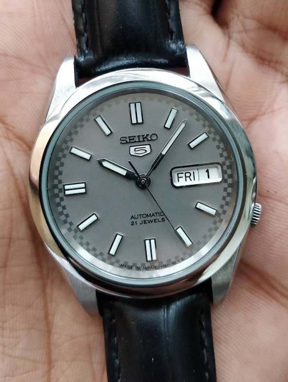 seiko 5 watch automatic