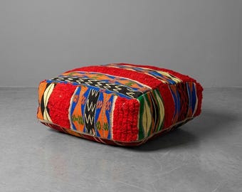 Puf otomano marroquí vintage de los años 90, puf de cuero hecho a mano, cojín de suelo bereber, taburete bohemio, decoración marroquí, puf otomano, asiento.