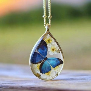 Butterfly Jewelry-Forget Me Not Necklace-Press Flower Jewelry-Flower Jewelry-Real Flower Necklace-Nature Jewelry-Butterfly Gold Necklace