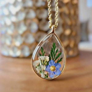 Forget me not Necklace Pressed Flower Necklace Resin Jewelry Forget me nots Flower Necklace Real Flower Necklace Pressed Flower Jewelry