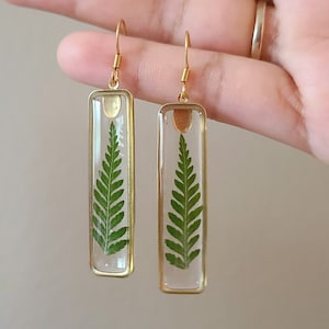 Fern Earrings. -Pressed Flower Jewelry-Flower Jewelry-Real Flower Necklace-Nature Jewelry-Resin Flower-Anniversary Gift-Gift for her