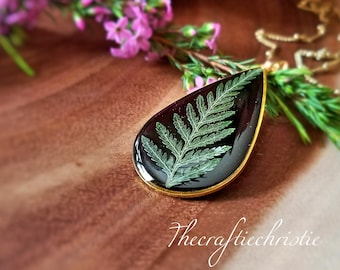 Resin Flower Jewelry,Fern Necklace,Geometrical earring,Minimalist jewelry,Nature Gifts,Fern in resin,Nature inspired Necklace,Green Necklace