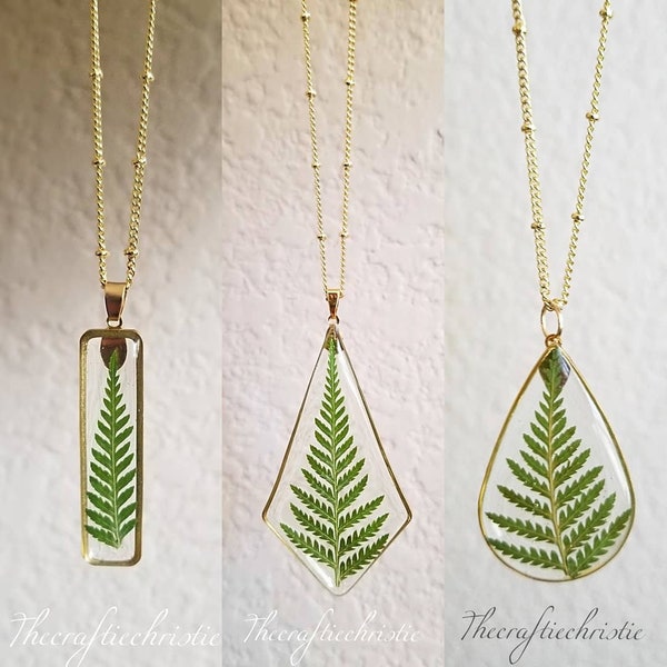 Resin Flower Jewelry,Fern Necklace,Geometrical earring,Minimalist jewelry,Nature Gifts,Fern in resin,Nature inspired Necklace,Green Necklace