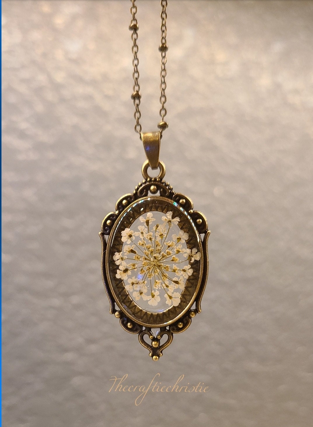 Real Preserved Queen Annes Lace Teal Pendant Necklace - Antique Bronze –  Pressed Wishes