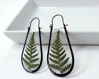 Botanical Green Leaf Plant Earrings, Plant Jewelry, Hanging Plant Earrings, Plant Lady Gift, Nature Jewelry, Gardener Gift,Christmas jewelry