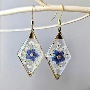 Forget Me Not and Baby&#39;s Breath Earrings, Resin Real Pressed Flower Jewerly, Forget-Me-Not, Baby&#39;s Breath, Earrings for Women, Gift for Her