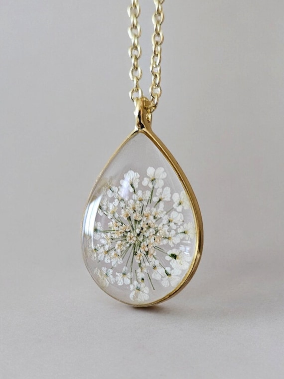 Gift for mom,queen annes lace necklace-queen annes lace pendant-botanical  jewelry-queen annes lace pressed- botanical jewelry necklace