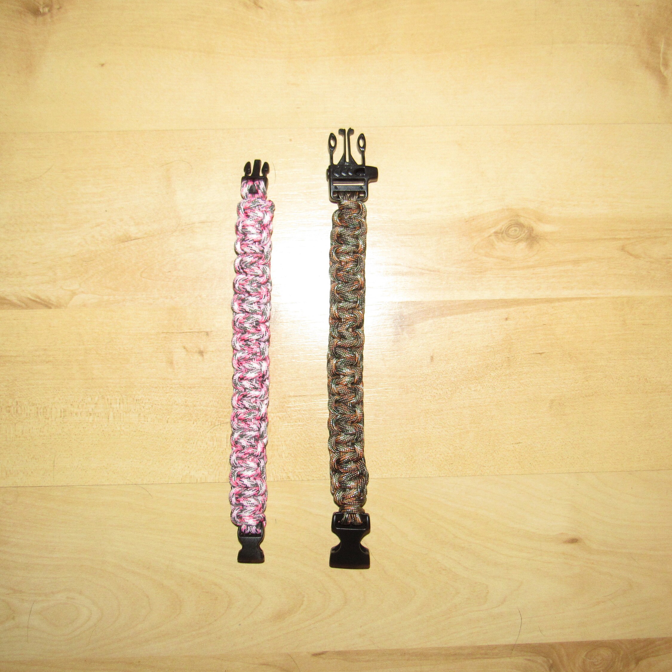 Survival Wristband, Pink Camo Paracord bracelet, 550 lb Paracord, with