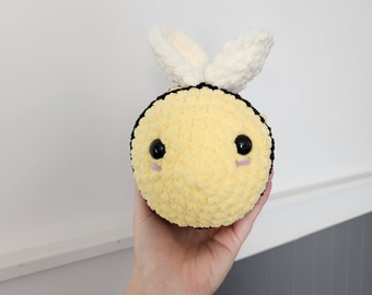 Large  Bee / Crochet Bee