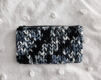 Crochet Zipper Bag