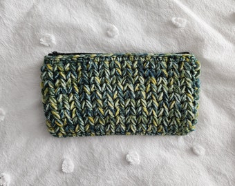 Crochet Zipper Bag