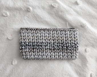 Crochet Zipper Bag