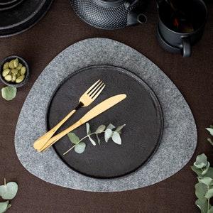 Triangle Shaped Felt Table Placemats in Gray Color, Scandinavian Home Decor, Home and Living Decor, Kitchen and Dining Decor