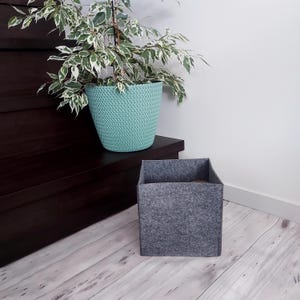 Petit panier en feutre | Panier en feutre pour les petits espaces | Petit organiseur en feutre pour la maison et le bureau | Panier compact en feutre pour clés et petits objets