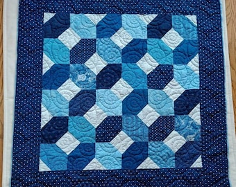 Minky Quilt, Baby Quilt, Crib Quilt, Baby Blanket, Baby Shower Gift, Baby Boy Quilt, Car Seat Quilt, Stroller Blanket, Lap Quilt, Blue Quilt