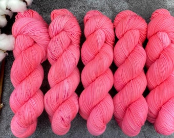 100% Merino SW Fingering Weight | Pink Petunia | Pinkie Pie Collection | Hand Dyed Yarn | Superwash wool