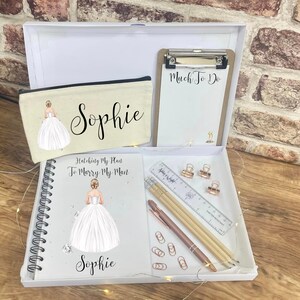 Personalised wedding planner personalised, bridal planning book, journal wedding, bride planner, wedding notebook, bridal planner, custom The Full Monty