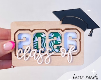 Portatarjetas de regalo de la Clase 2026 SVG, Archivo de graduación, SVG para estudiantes de último año de 2026, Archivo digital, Archivo láser, Regalo para graduados, Portatarjetas de regalo, Glowforge