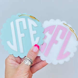 Personalized Monogram Bag Tag – Scalloped Name Charm for Bogg Bags, Backpacks, or Gifts for Women