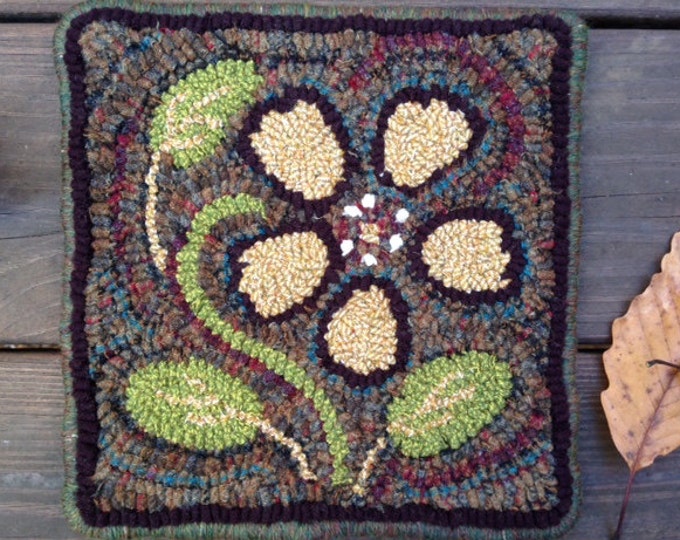 Small Primitve Flower Rug Hooking Kit - Etsy