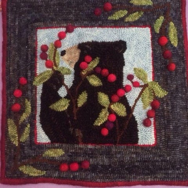 Hungry Bear Rug Hooking Pattern