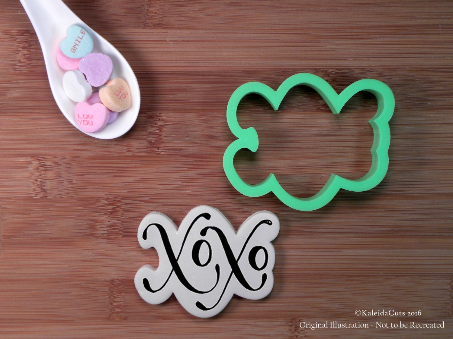XoXo Hand Lettered Cookie Cutter