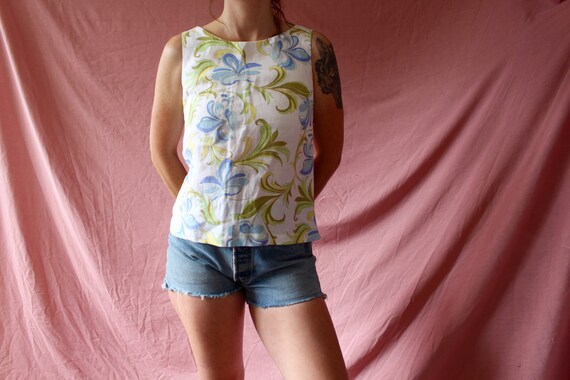 Psychedelic print top small size summer open back top