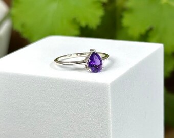 Faceted Purple Maine Amethyst Gemstone from Deer Hill set in Sterling Silver Ring Size 6 - Ethically Sourced and Handmade Jewelry from Maine