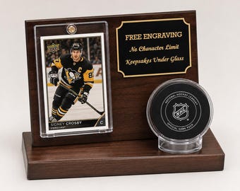 Gepersonaliseerde houten en acryl displaykast met kersenkleurige afwerking voor hockeypuck en ruilkaarten - Gratis gravering