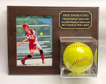 Personalisierte Softball - 5x7 Bildvitrine: Kirsch-Holzplakette, kostenloses Foto