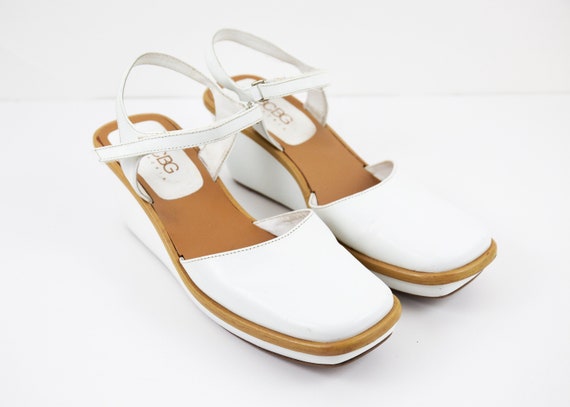 Vintage White BCBG Mary Jane Style Wedge Platform