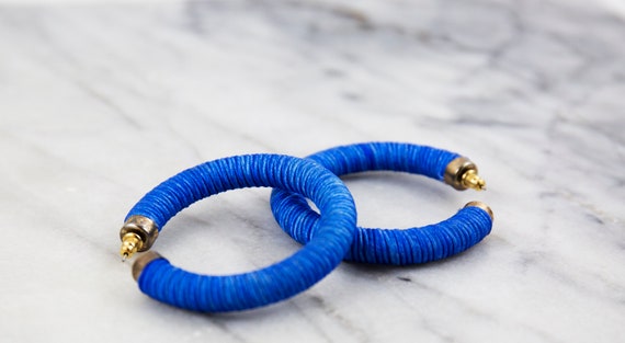 Vintage Cobalt Blue Round Hoop Earrings - image 6