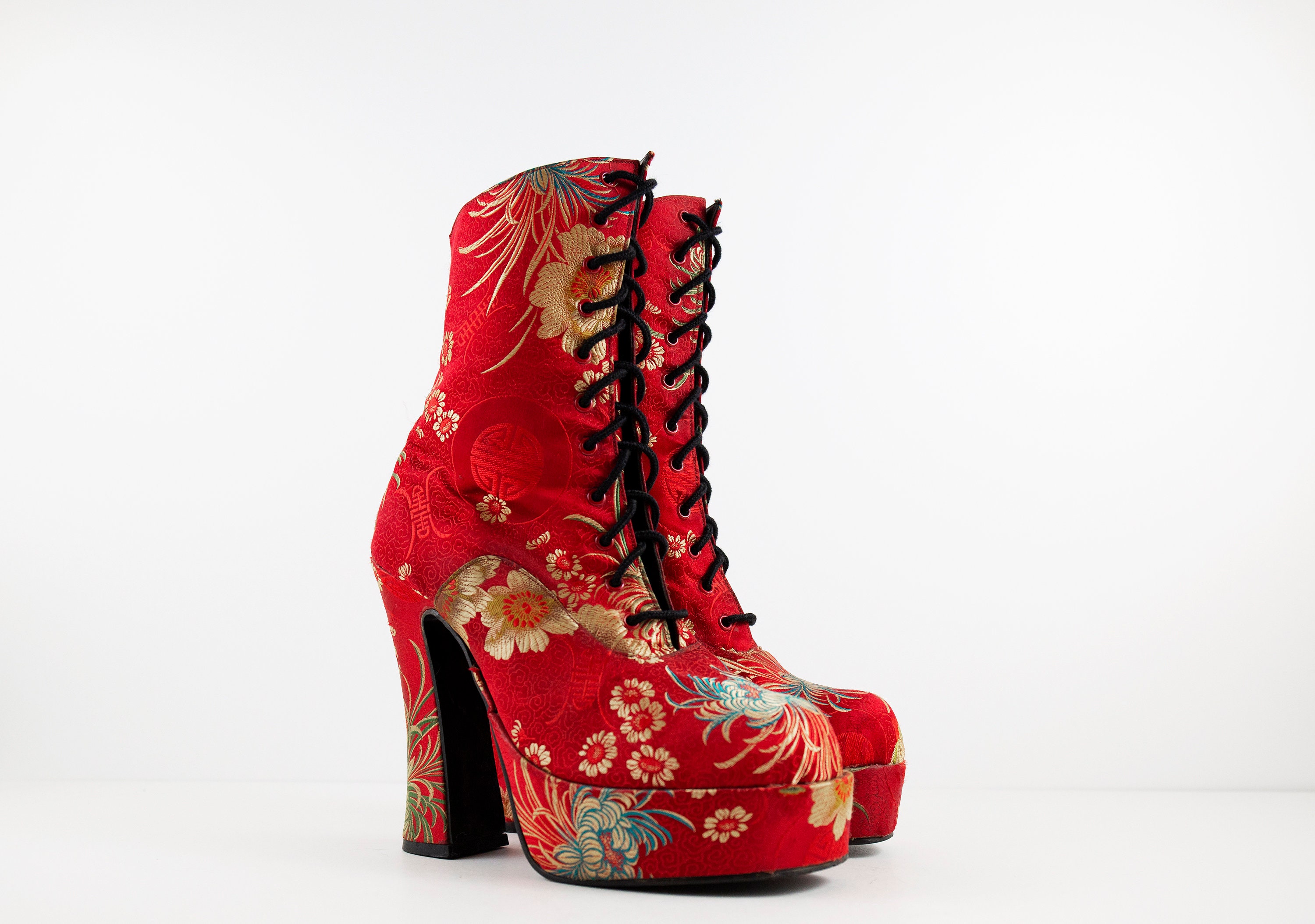 platform boots size 9