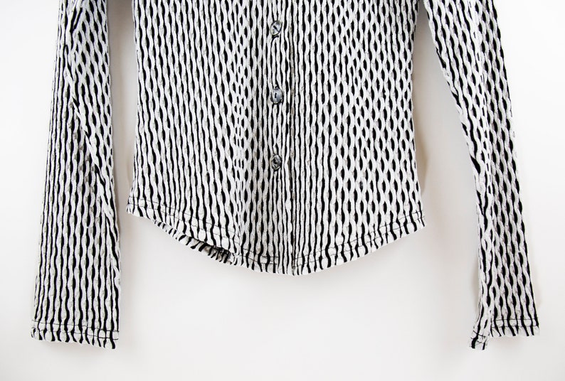 Vintage Black /& White Abstract Design Psychedelic Knit Stretchy Collared Polo ls Top size Small