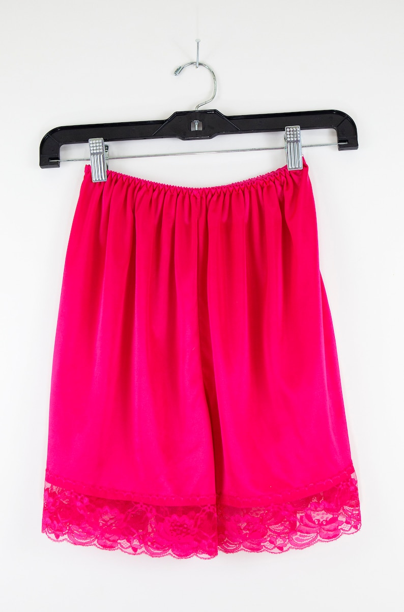 Vintage Hot Pink Lace Shorts size xssmall