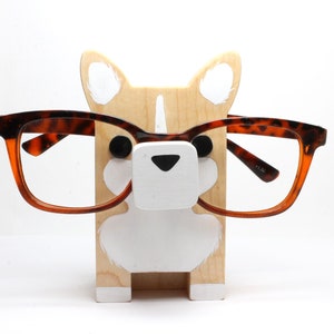 Corgi Dog Wearing Eyeglasses Stand / Glasses Holder / Eyeglass Art / Eyeglass Display / Eyeglass Accessories / Personalized Gift