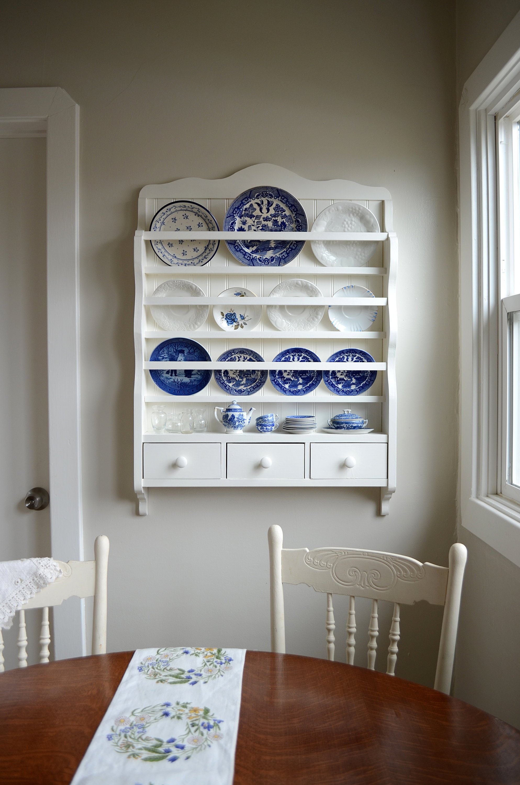 Plate rack online wall unit