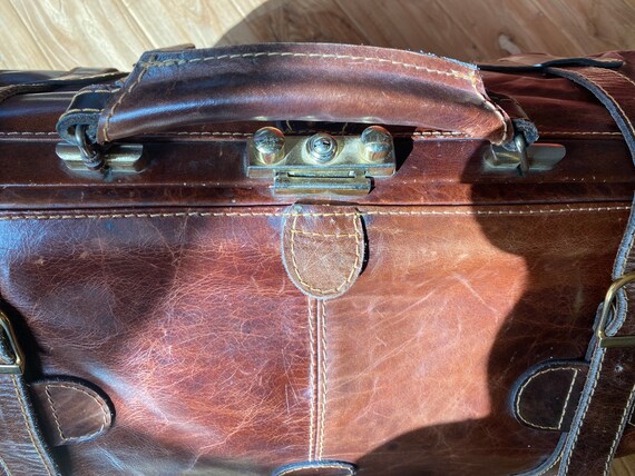 Vintage travel leather bag - image 3