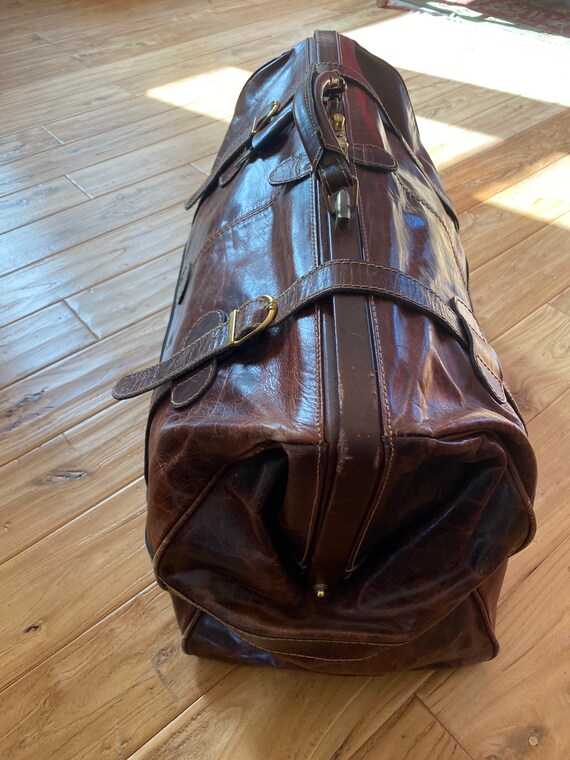 Vintage travel leather bag - image 4